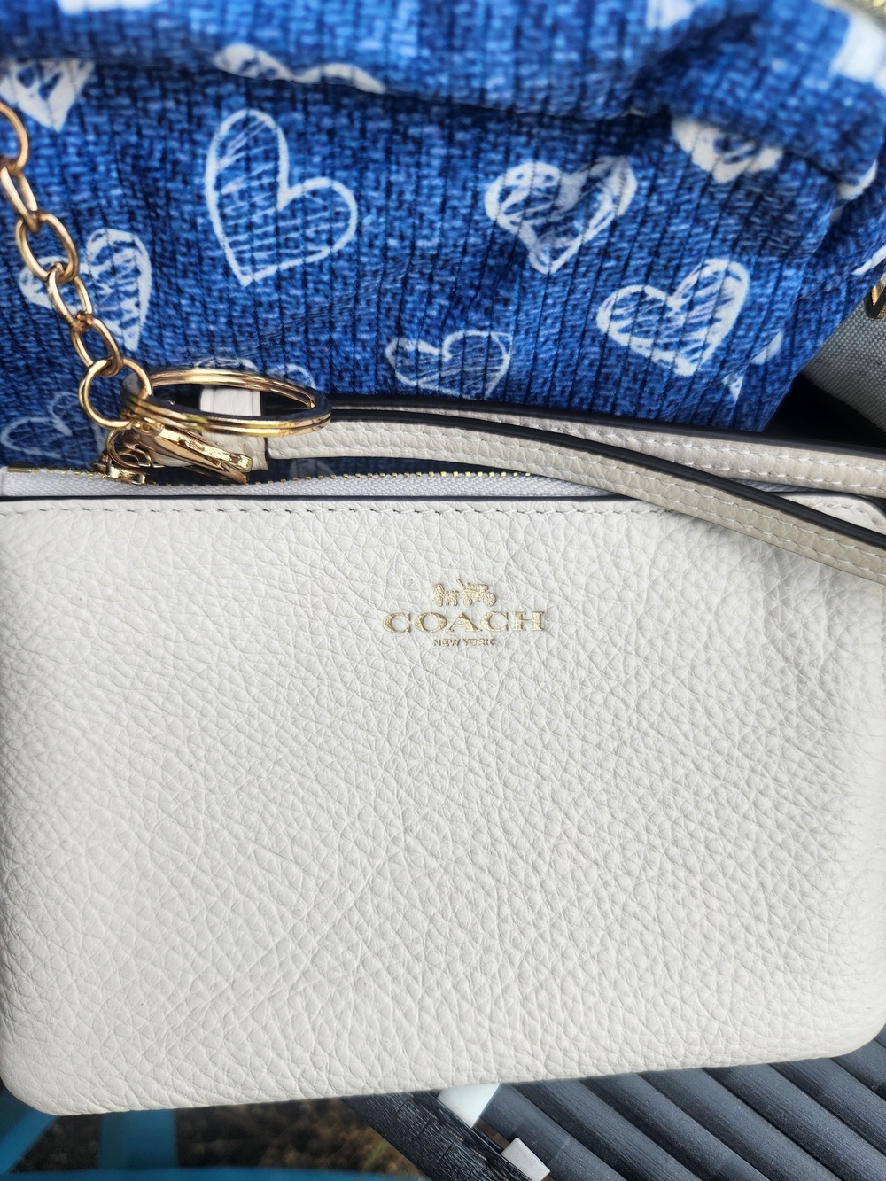 4th Of July COACH Cream Leather Wristlet Bundle NWT - Picture 7 of 13